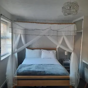  Bed & Breakfast Cedarville